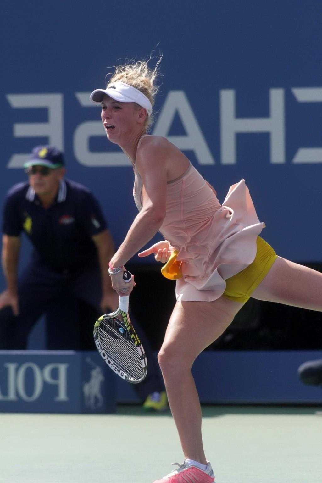 16P Caroline Wozniacki flashing her yellow panties at the US Open tennis tournament 