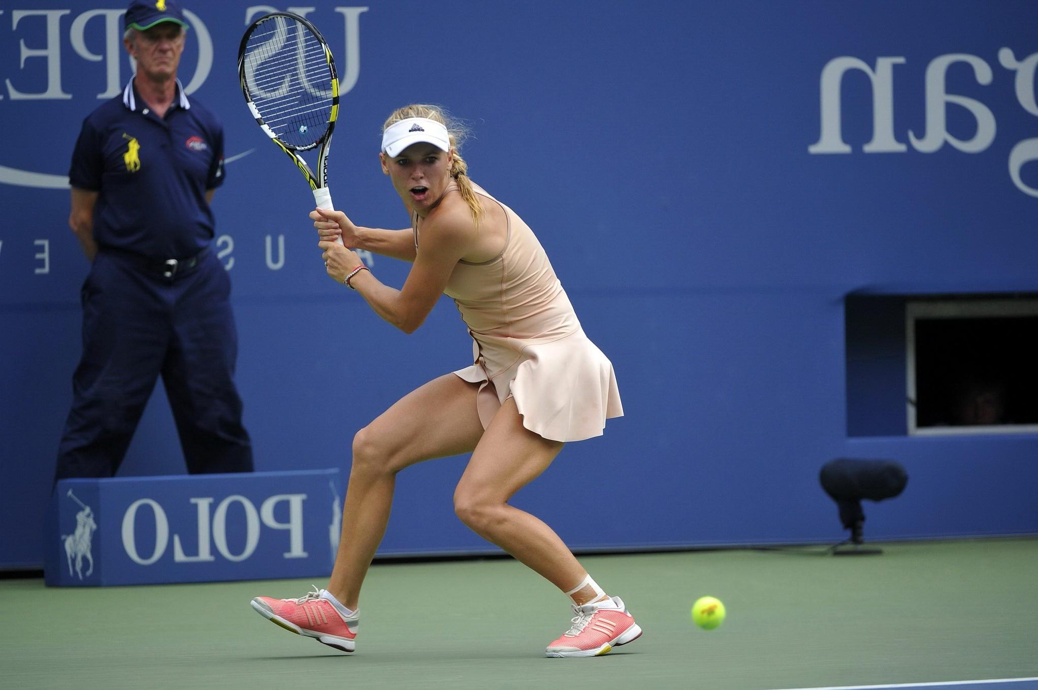 16P Caroline Wozniacki flashing her yellow panties at the US Open tennis tournament 