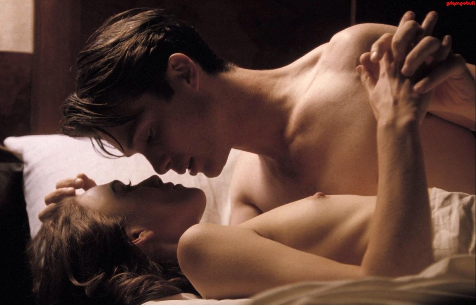 15P Keira Knightley  uncensored movie sex scenes