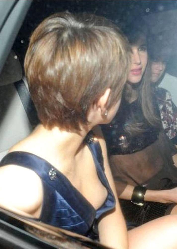 15P Emma Watson  nipple slips and other sexy paparazzi pictures