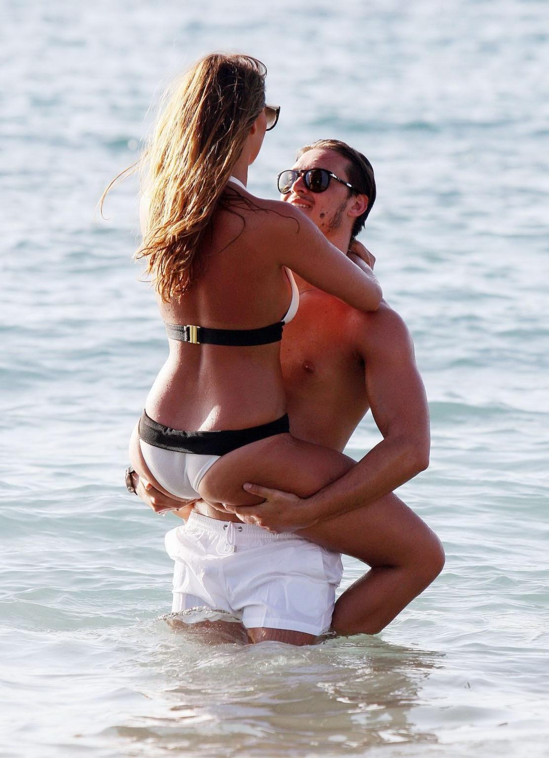 16P Ferne McCann humping her boyfriend and getting groped on a beach in Tenerife Spa