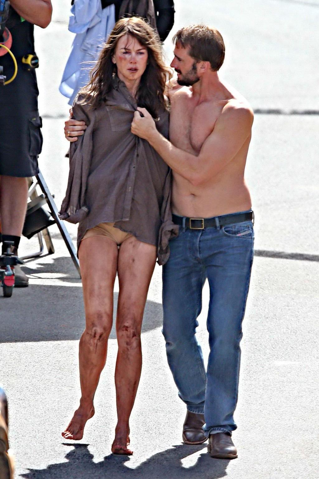 16P Nicole Kidman all dirty wearing panties and shirt on the Strangerland set in Can