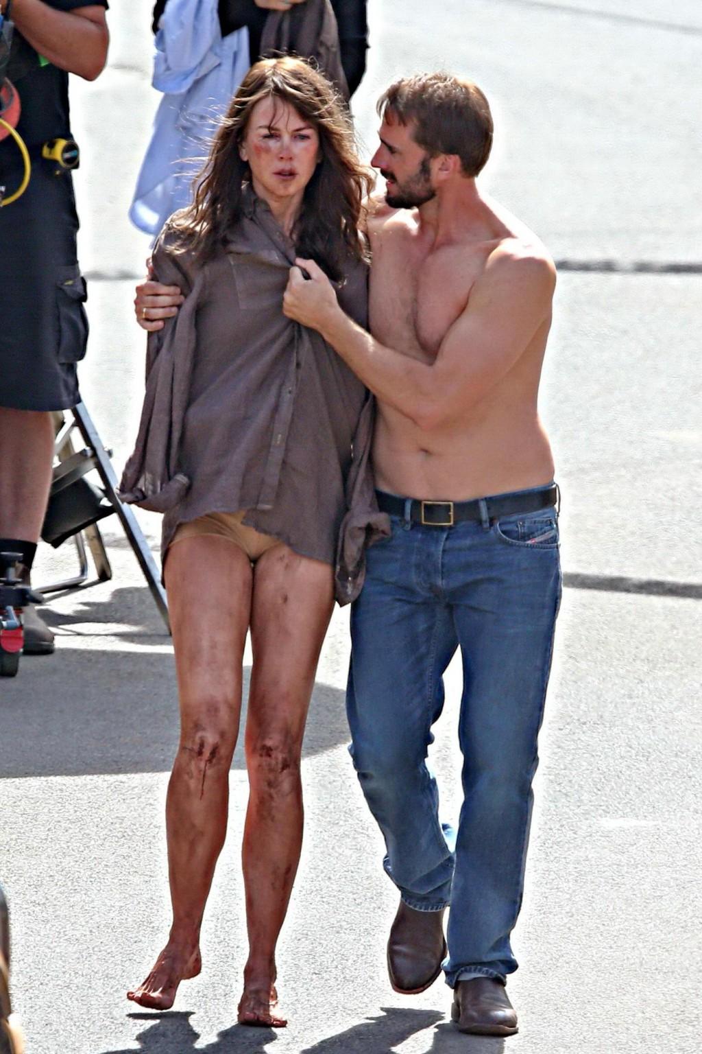 16P Nicole Kidman all dirty wearing panties and shirt on the Strangerland set in Can
