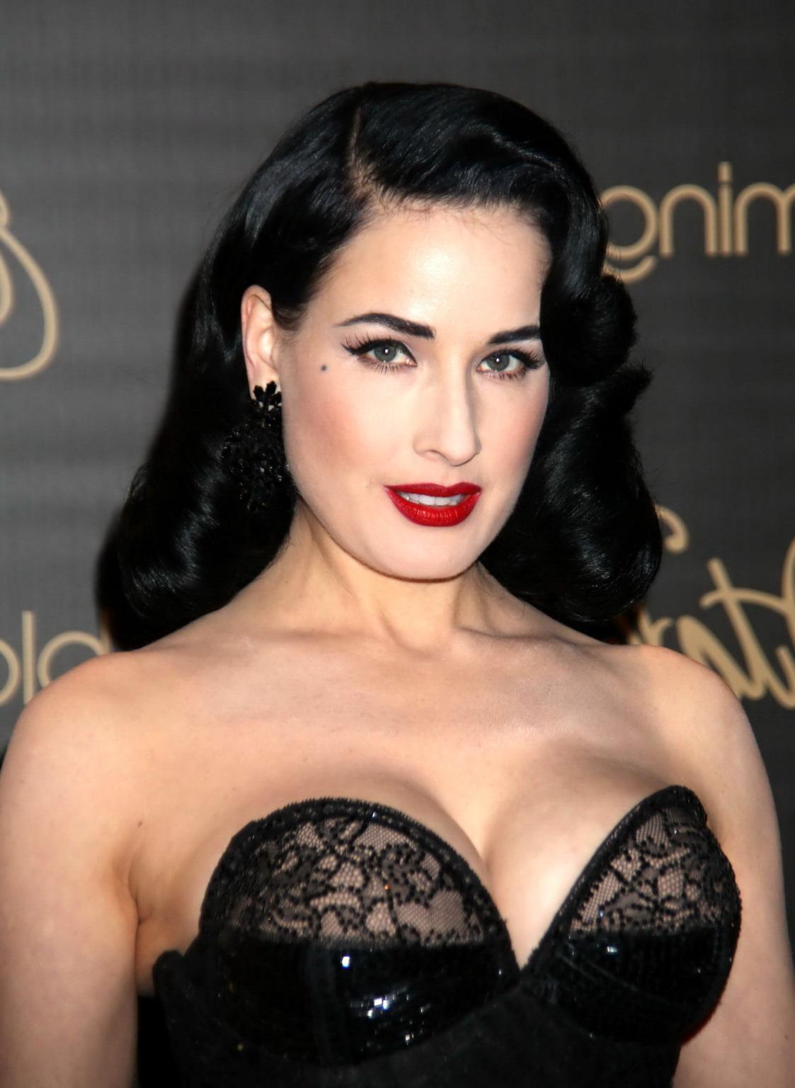 16P Dita von Teese showing huge cleavage at her lingerie line launch in NYC