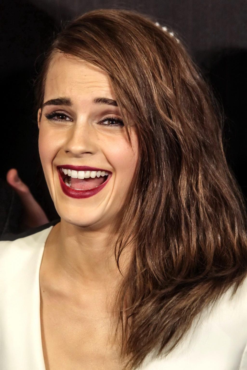 16P Emma Watson showing cleavage at the 'Noah' Premiere in Madrid