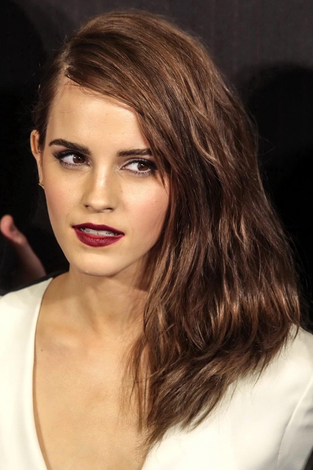 16P Emma Watson showing cleavage at the 'Noah' Premiere in Madrid