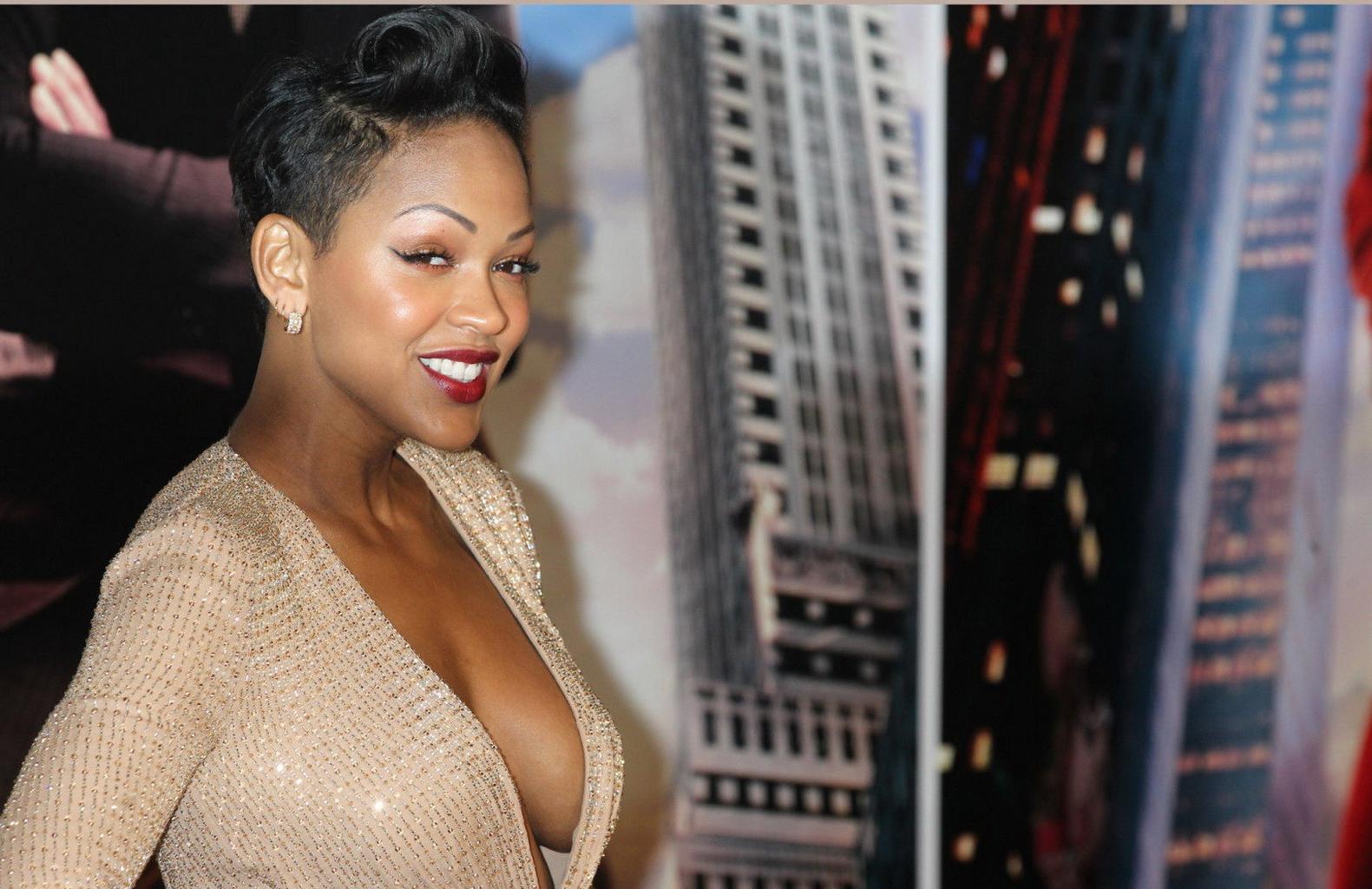 16P Meagan Good braless wearing gorgeous low cut  high slit dress at Anchorman 2:The