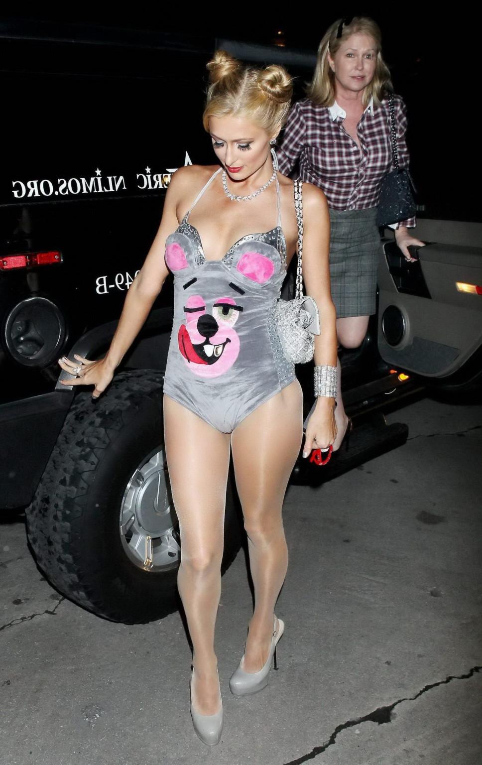 16P Paris Hilton as Miley Cyrus at P-boy Mansion Halloween Party in Los Angeles