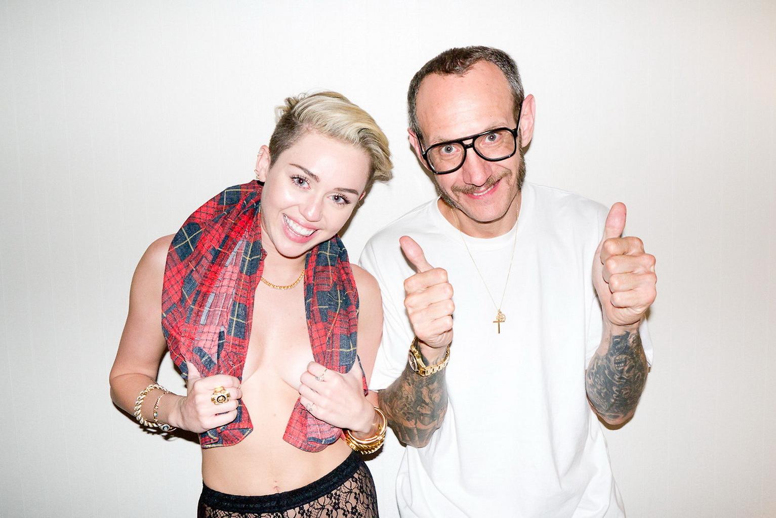 16P Miley Cyrus showing off her boobs  pussy in Terry Richardson photoshoot
