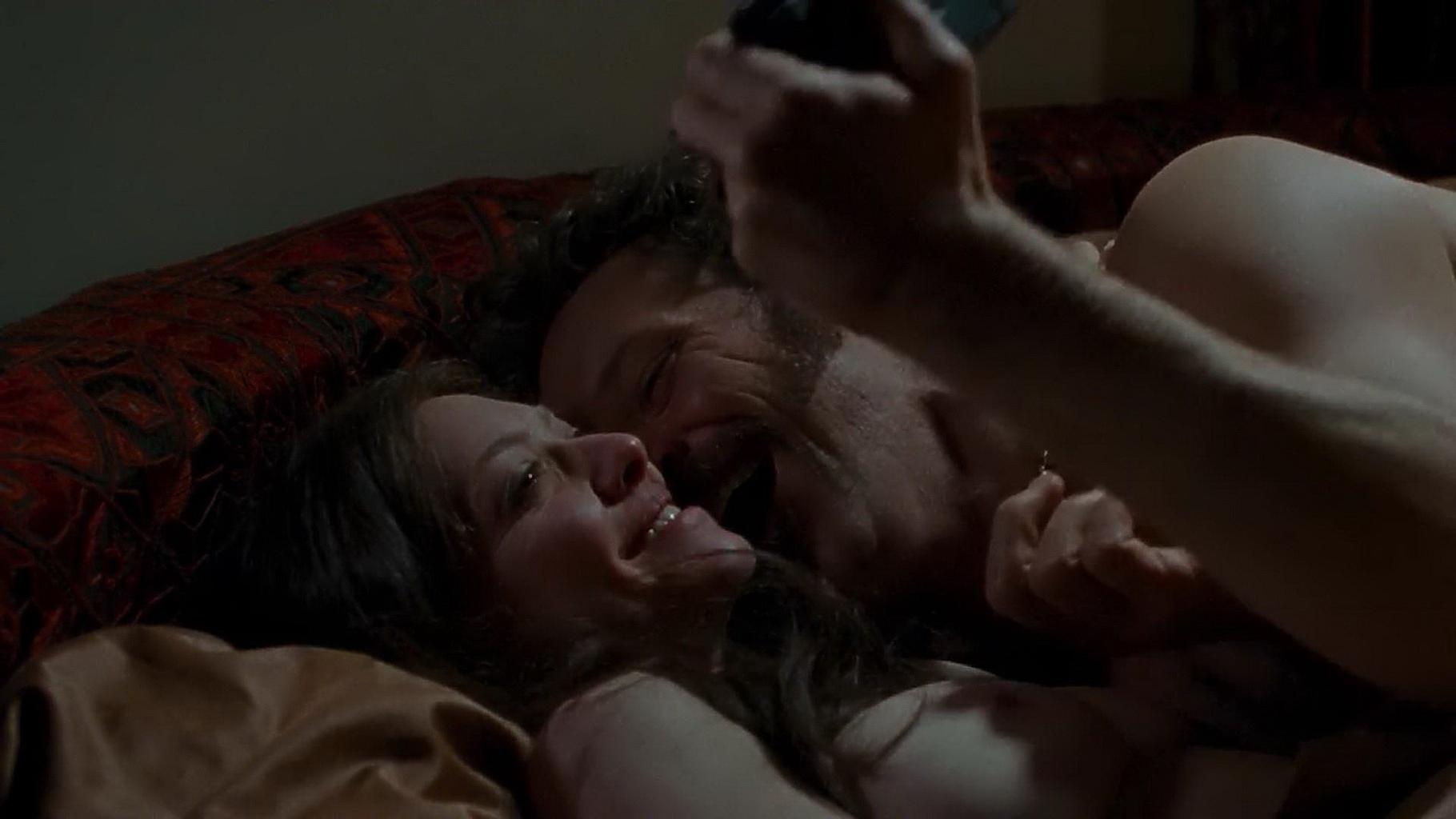 16P Amanda Seyfried gets fucked and flashing her bare boobs at the Lovelace set