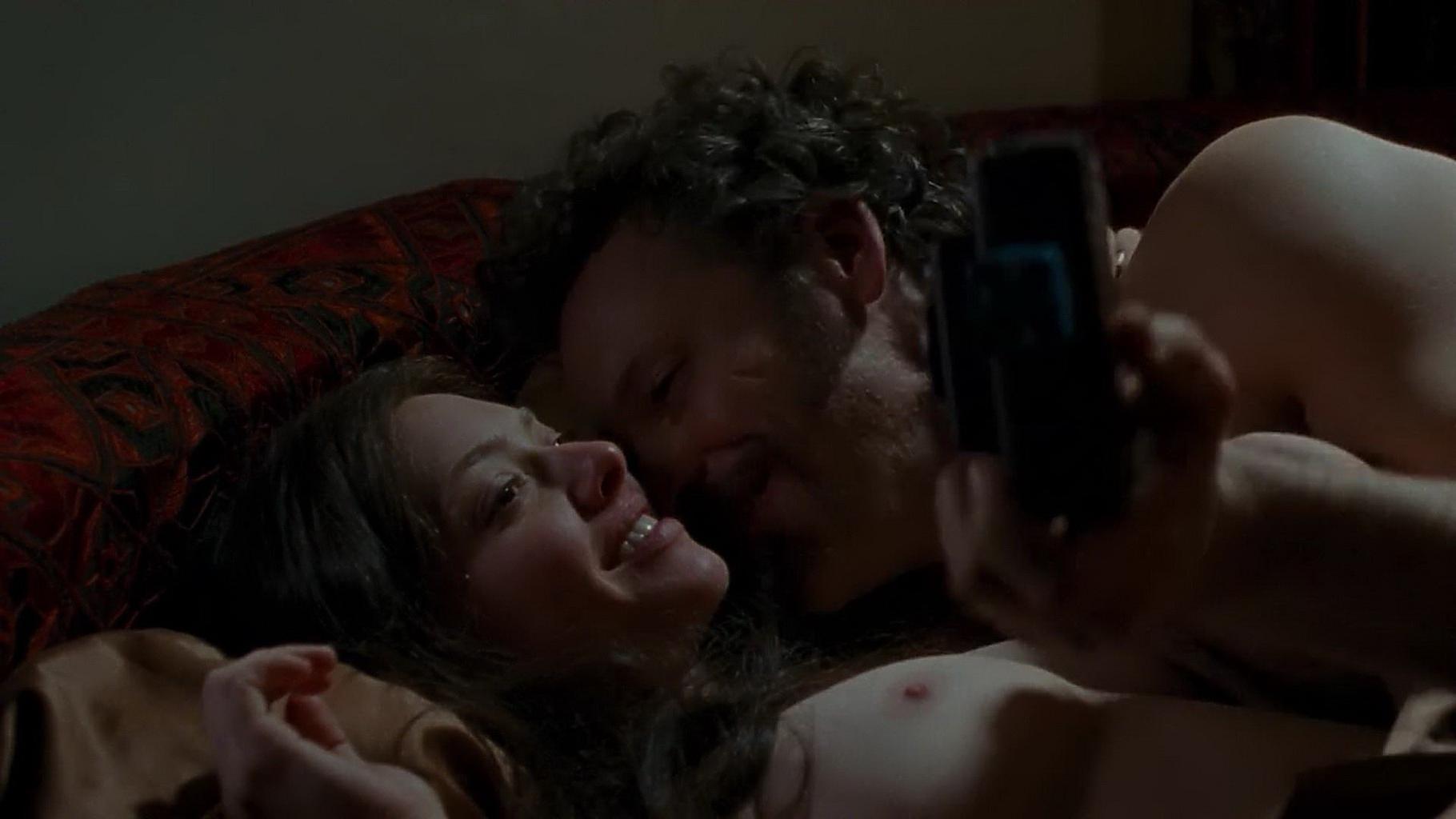 16P Amanda Seyfried gets fucked and flashing her bare boobs at the Lovelace set
