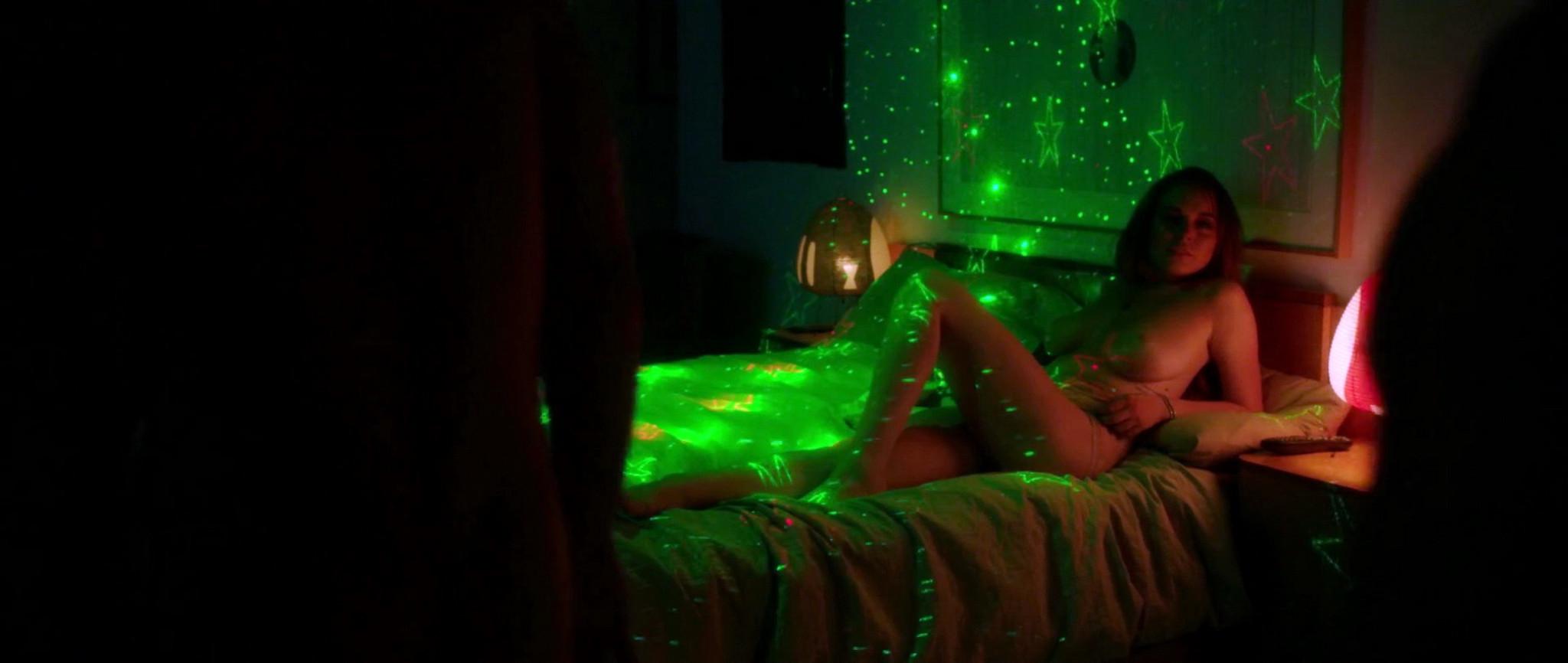 16P Busty Lindsay Lohan fully nude  getting nailed in 'The Canyons' caps
