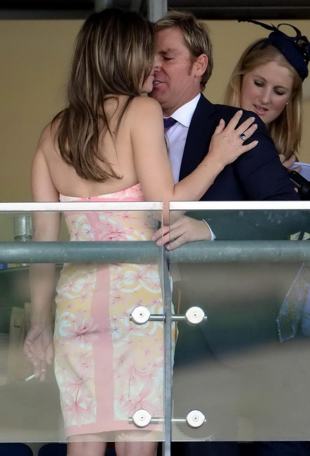 16P Elizabeth Hurley showing huge cleavage and getting her ass grpoped at Betfair We