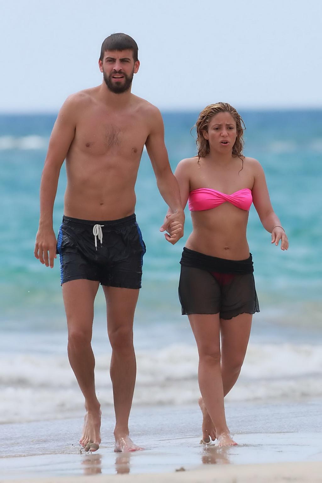 16P Shakira wearing two bikini sets at the beach while on vacation in Hawaii