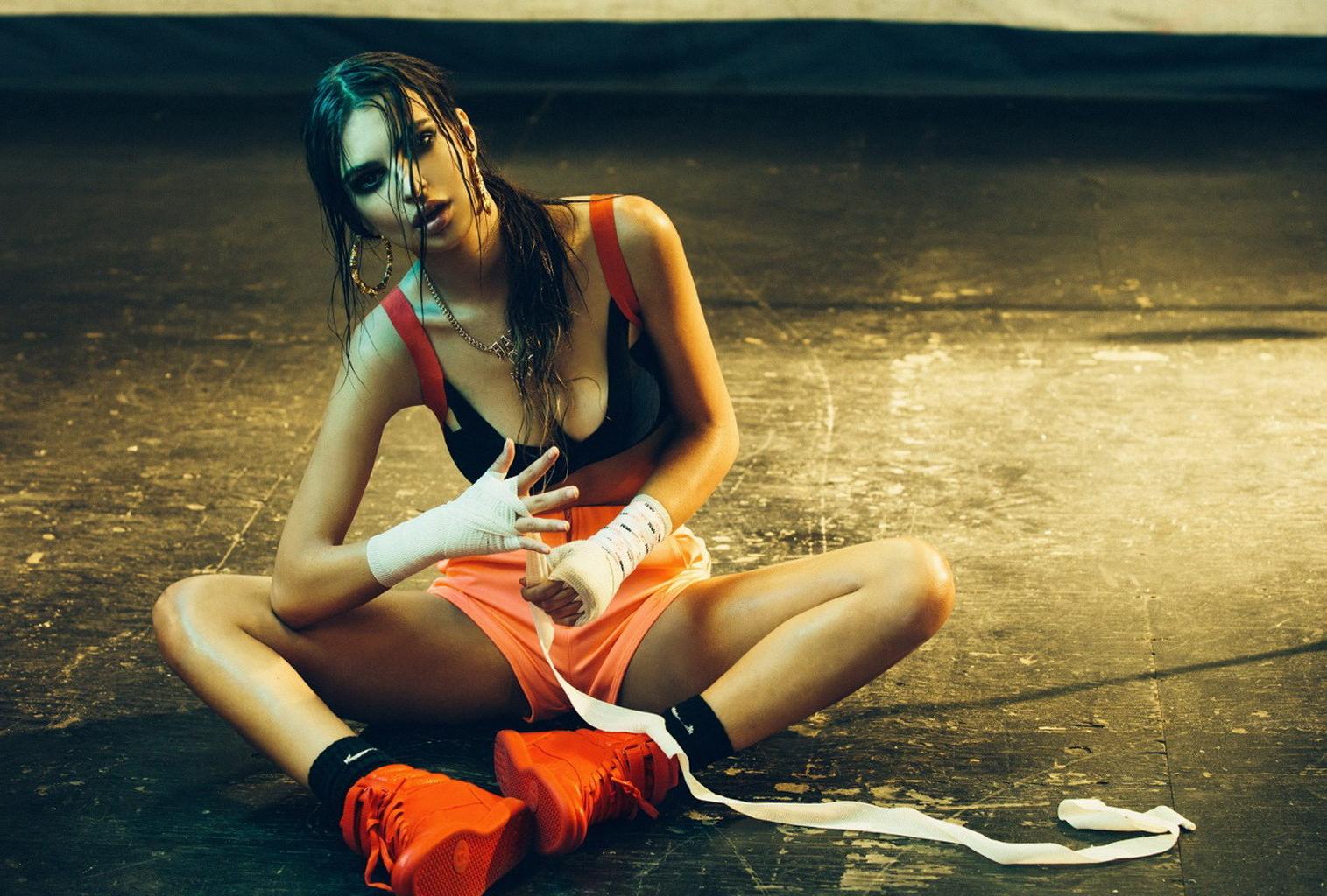 16P Emily Ratajkowski showing off her ass  abs in the boxing themed photoshoot by Ol