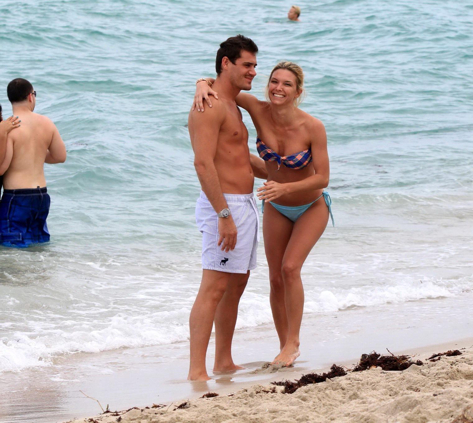 16P Sofia Zamolo in a thong bikini making out with her boyfriend in Miami Beach