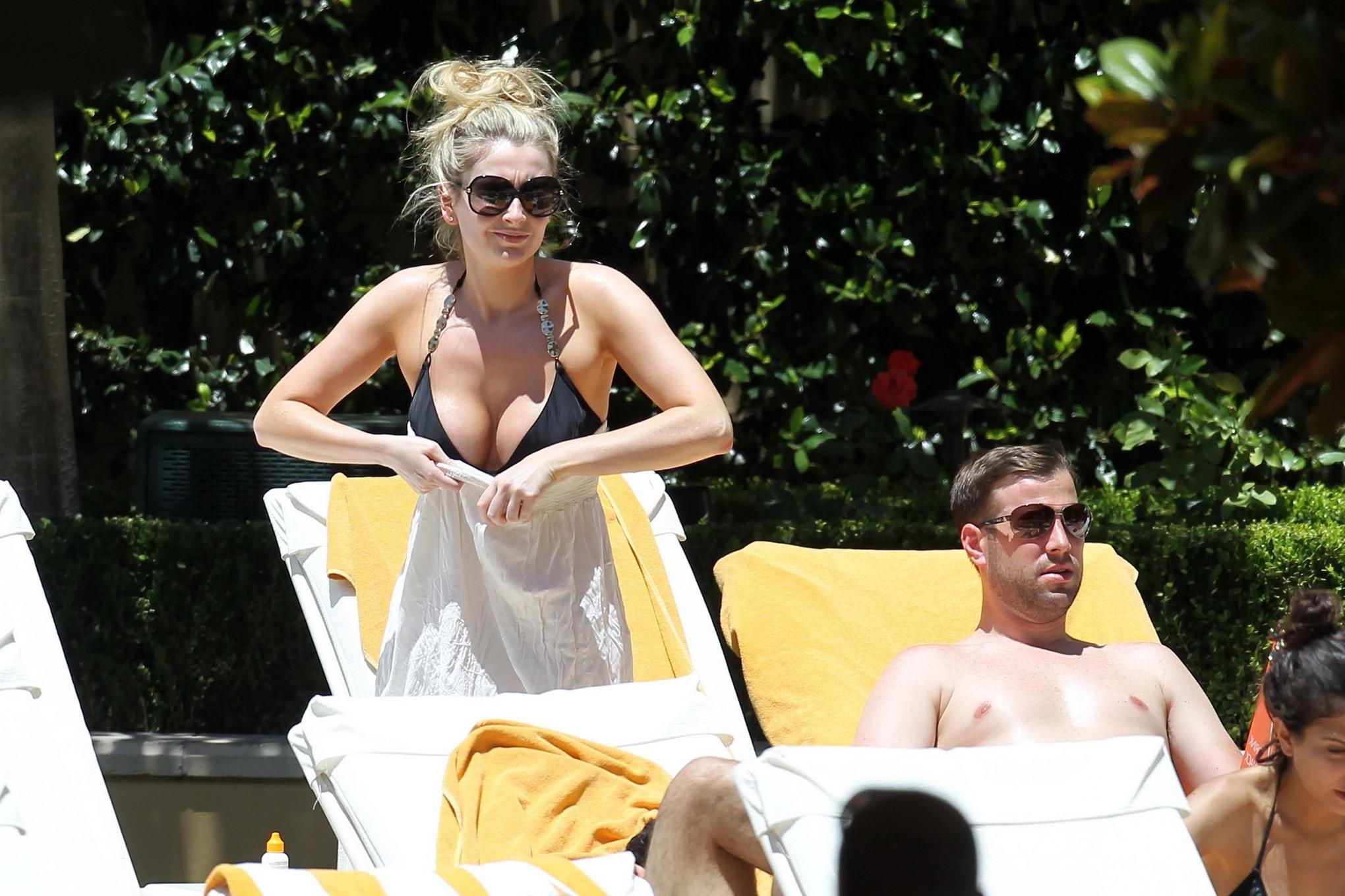 16P Gemma Merna showing off her curvy body wearing skimpy black bikini at the pool i