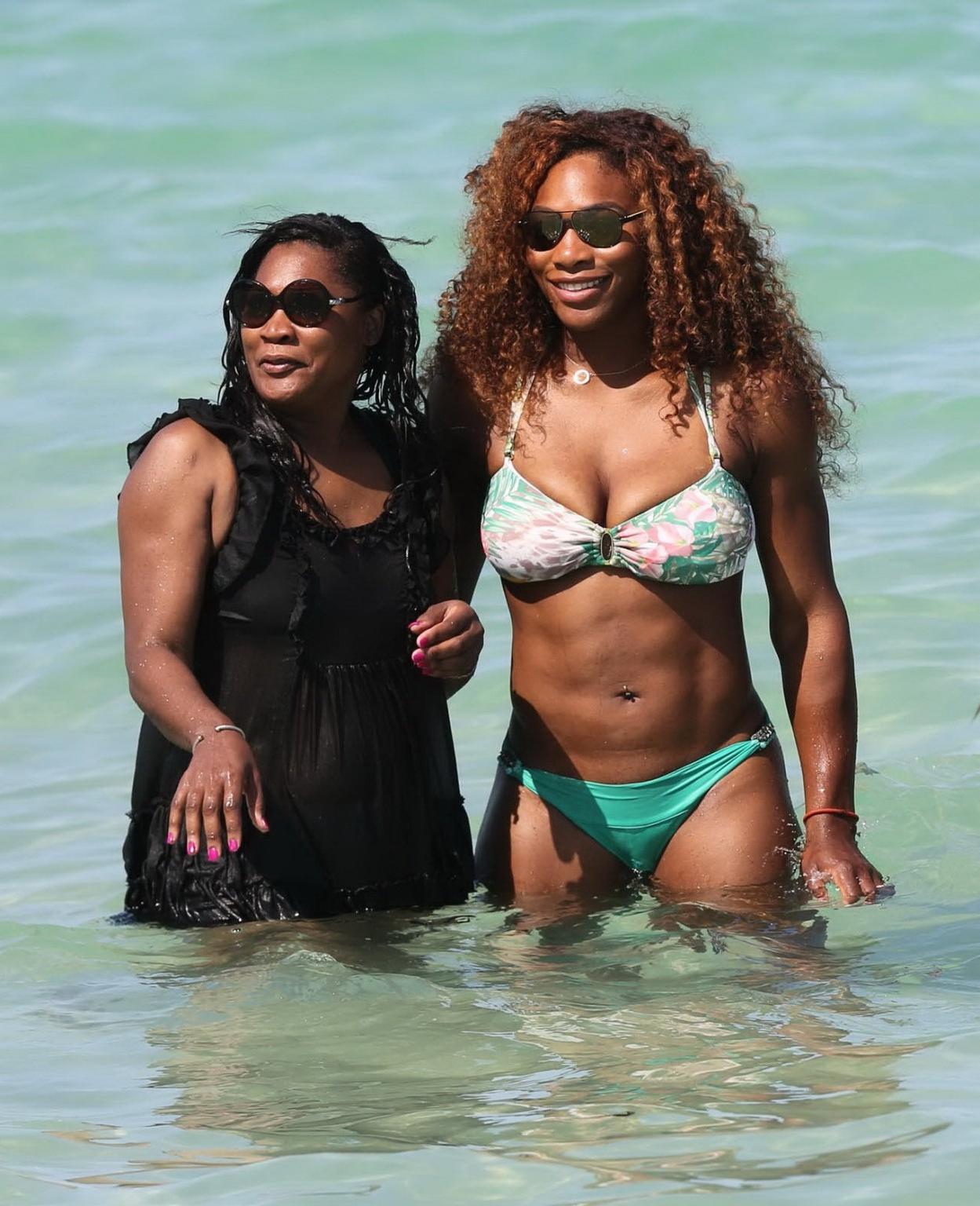 16P Serena Williams showing off her bikini curves at the beach in Miami
