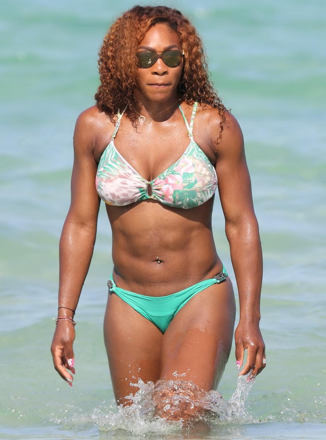 16P Serena Williams showing off her bikini curves at the beach in Miami