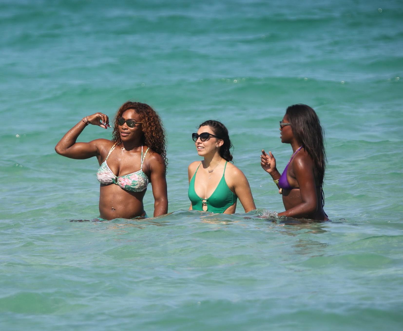 16P Serena Williams showing off her bikini curves at the beach in Miami
