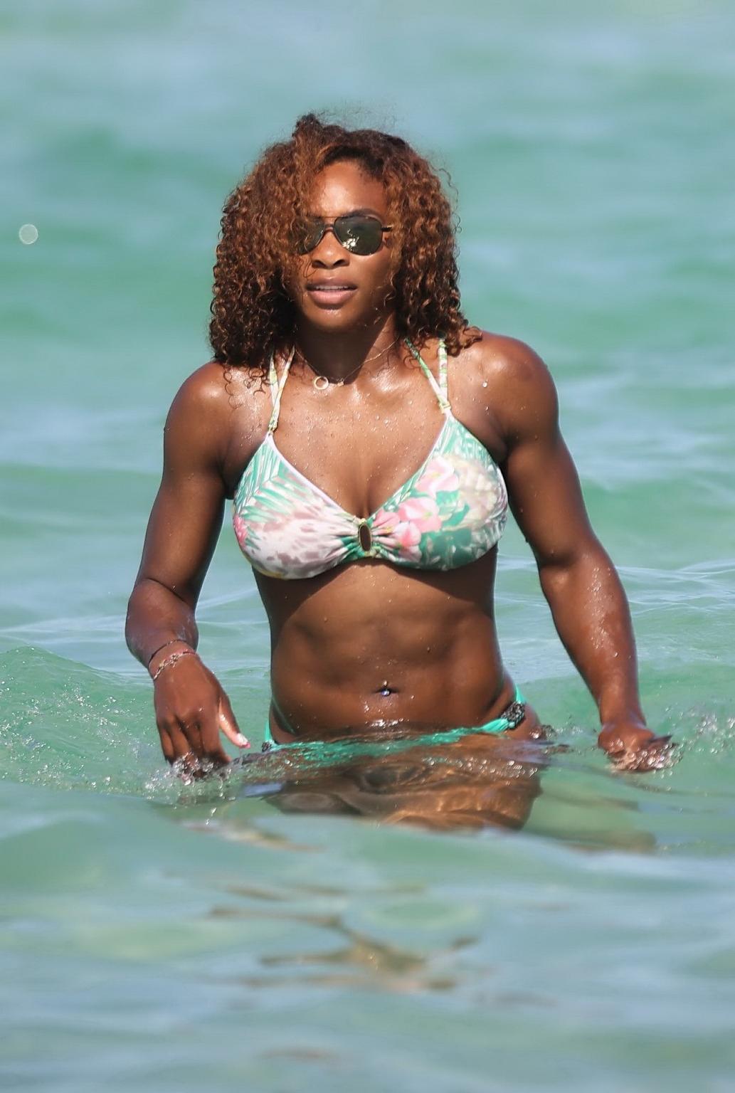 16P Serena Williams showing off her bikini curves at the beach in Miami