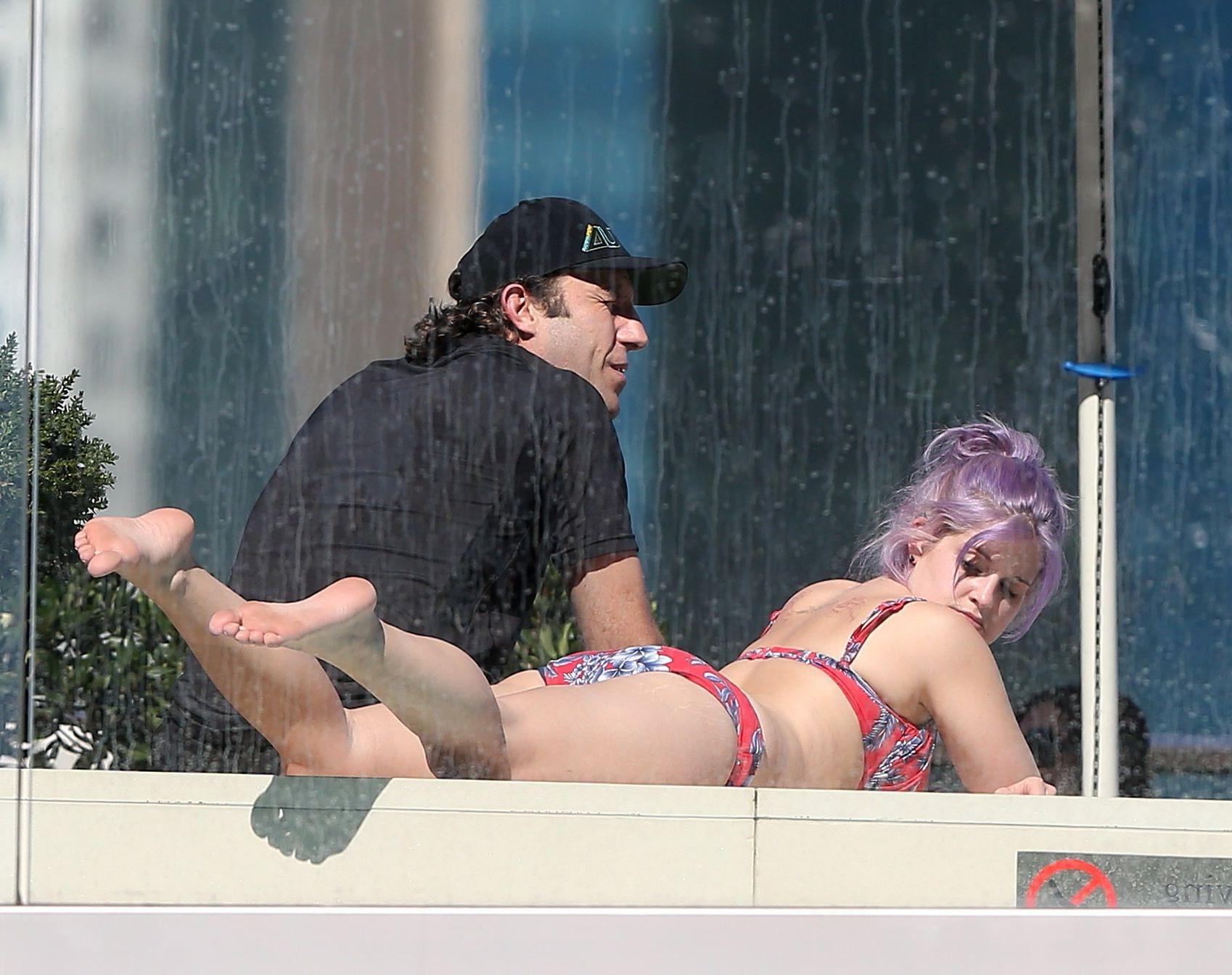 16P Kelly Osbourne showing off her chubby bikini body in Sydney