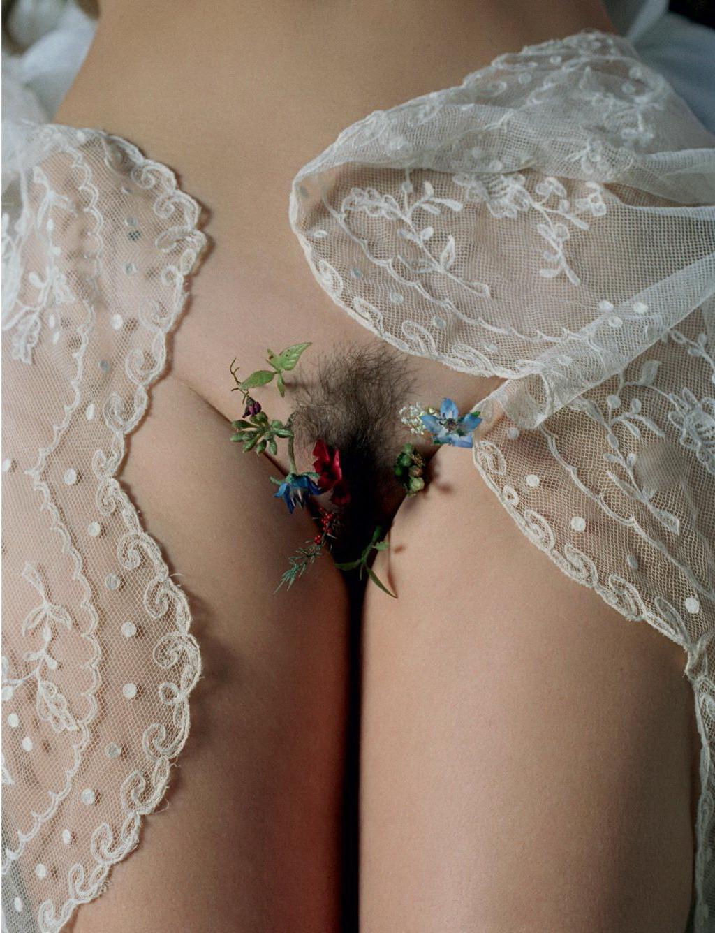 9P Kate Moss showing off her small tits  hairy pussy in Love Magazine issue 9