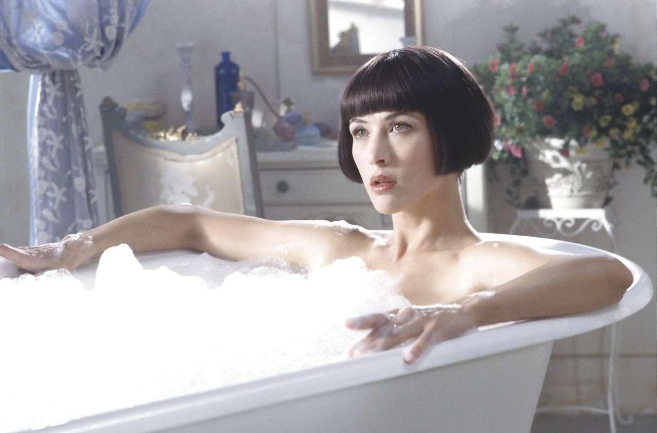 10P Sophie Marceau exposing pussy and legendary tits slip paparazzi shoots