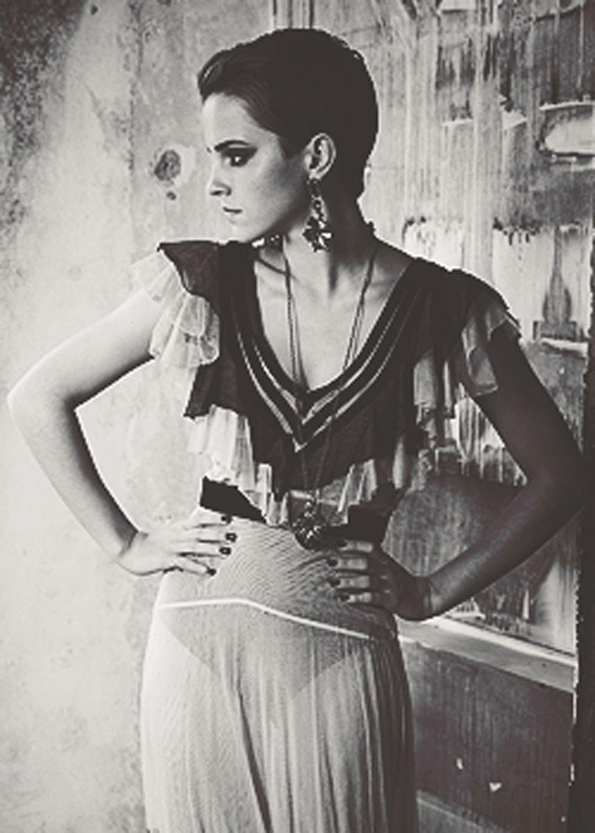 15P Emma Watson out in central park in new york