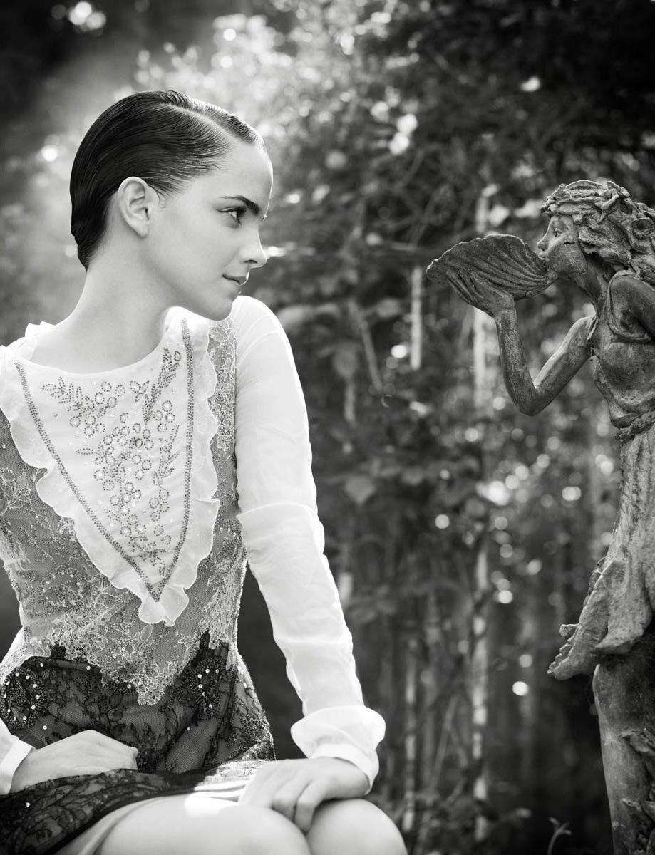 15P Emma Watson out in central park in new york