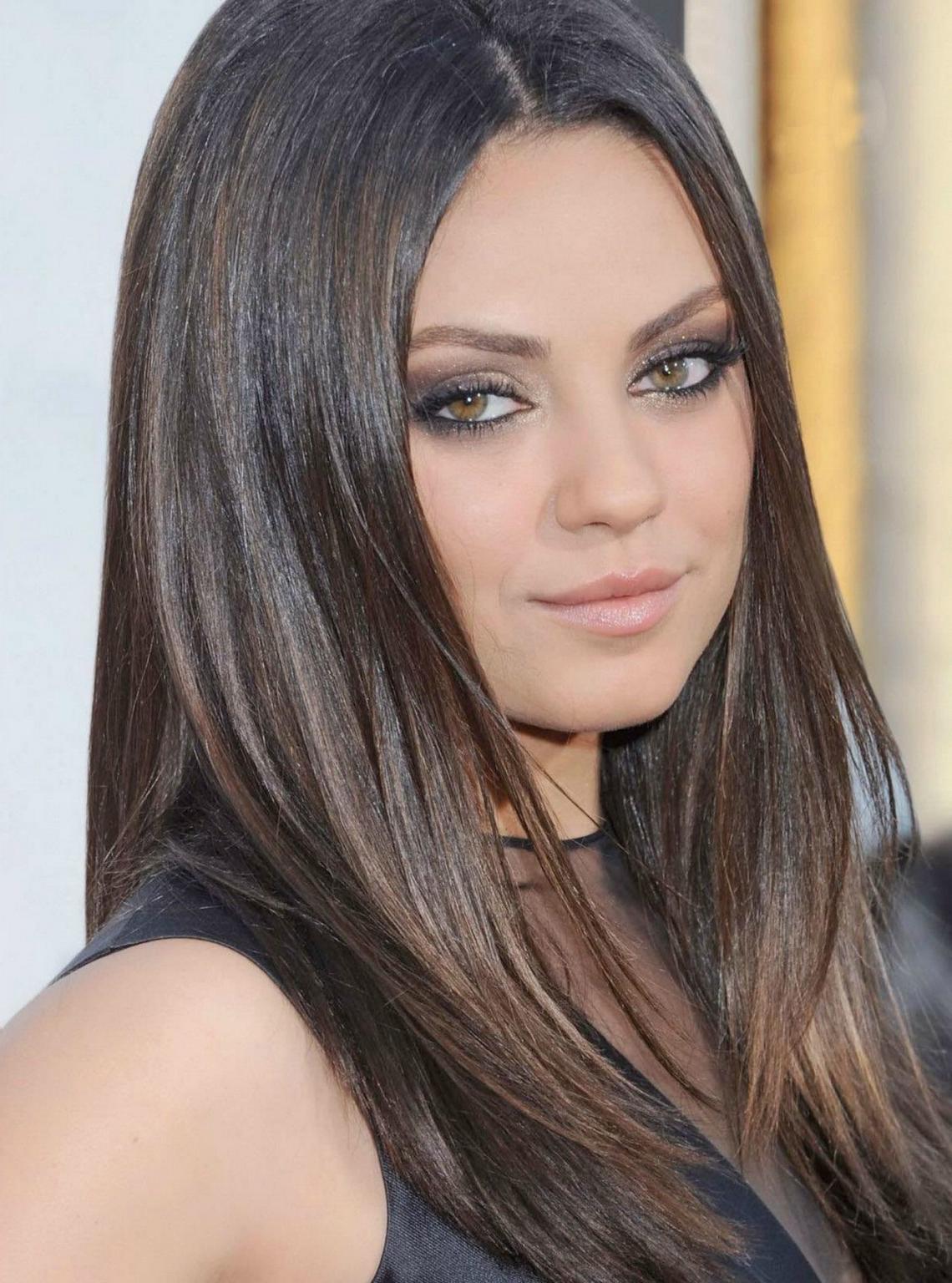 10P Mila Kunis topless but hidng her boobs in Esquire photoshoot for November 2012 i