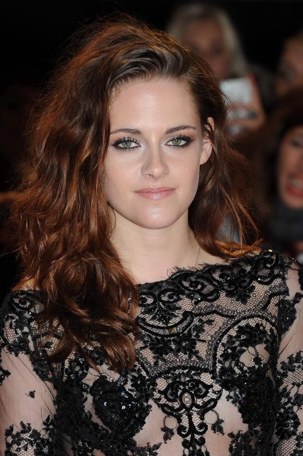 10P Kristen Stewart bares all in black lace transparent jumpsuit at the London Twili