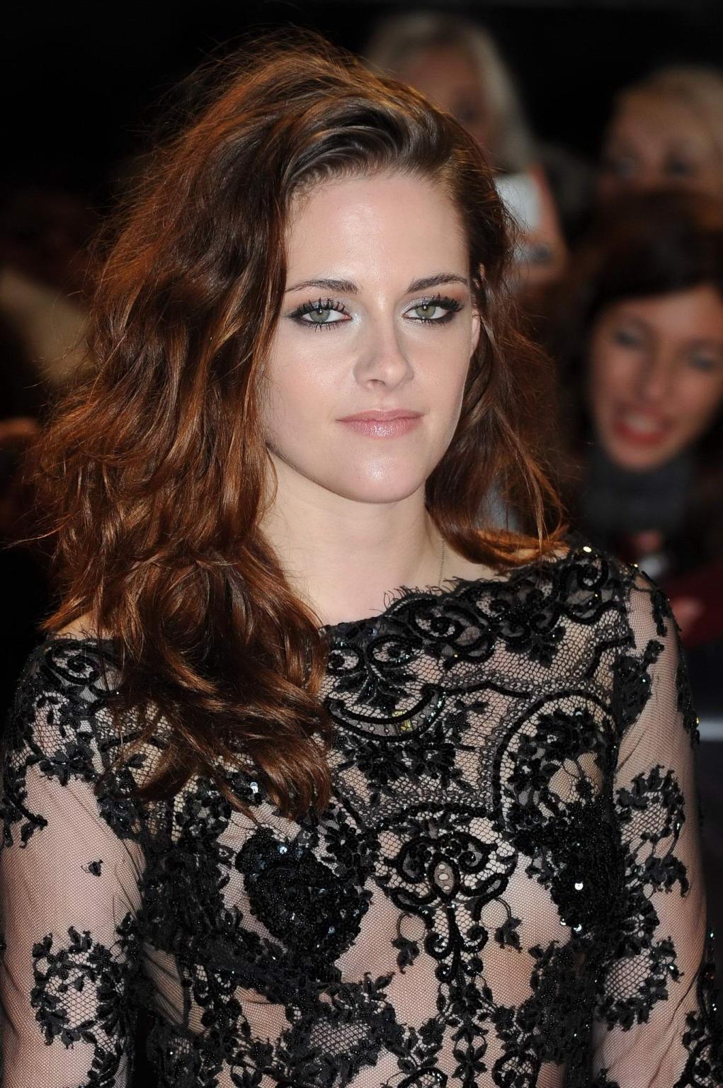 10P Kristen Stewart bares all in black lace transparent jumpsuit at the London Twili