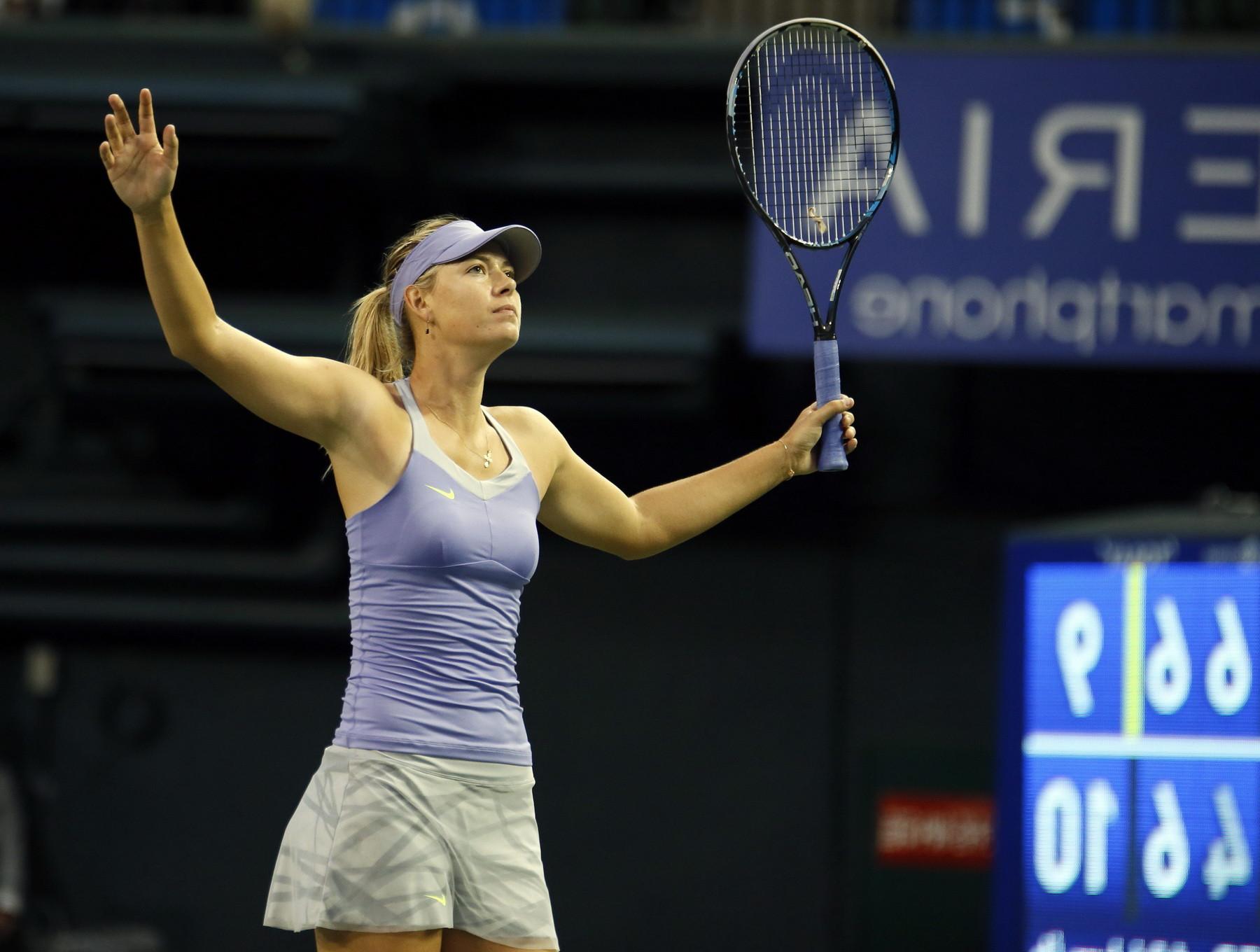 9P Maria Sharapova upskirt at Toray Pan Pacific Open in Tokyo