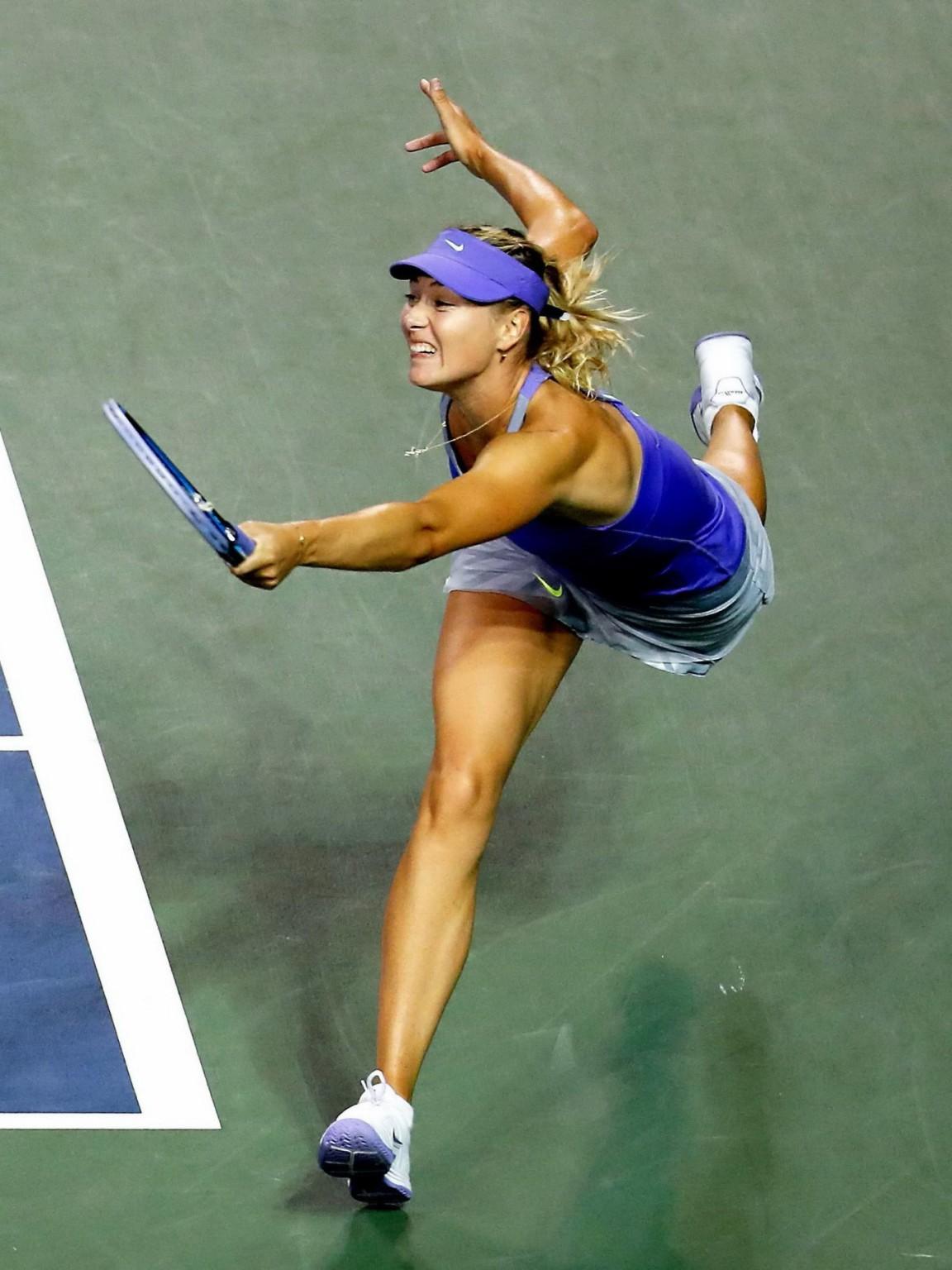 9P Maria Sharapova upskirt at Toray Pan Pacific Open in Tokyo