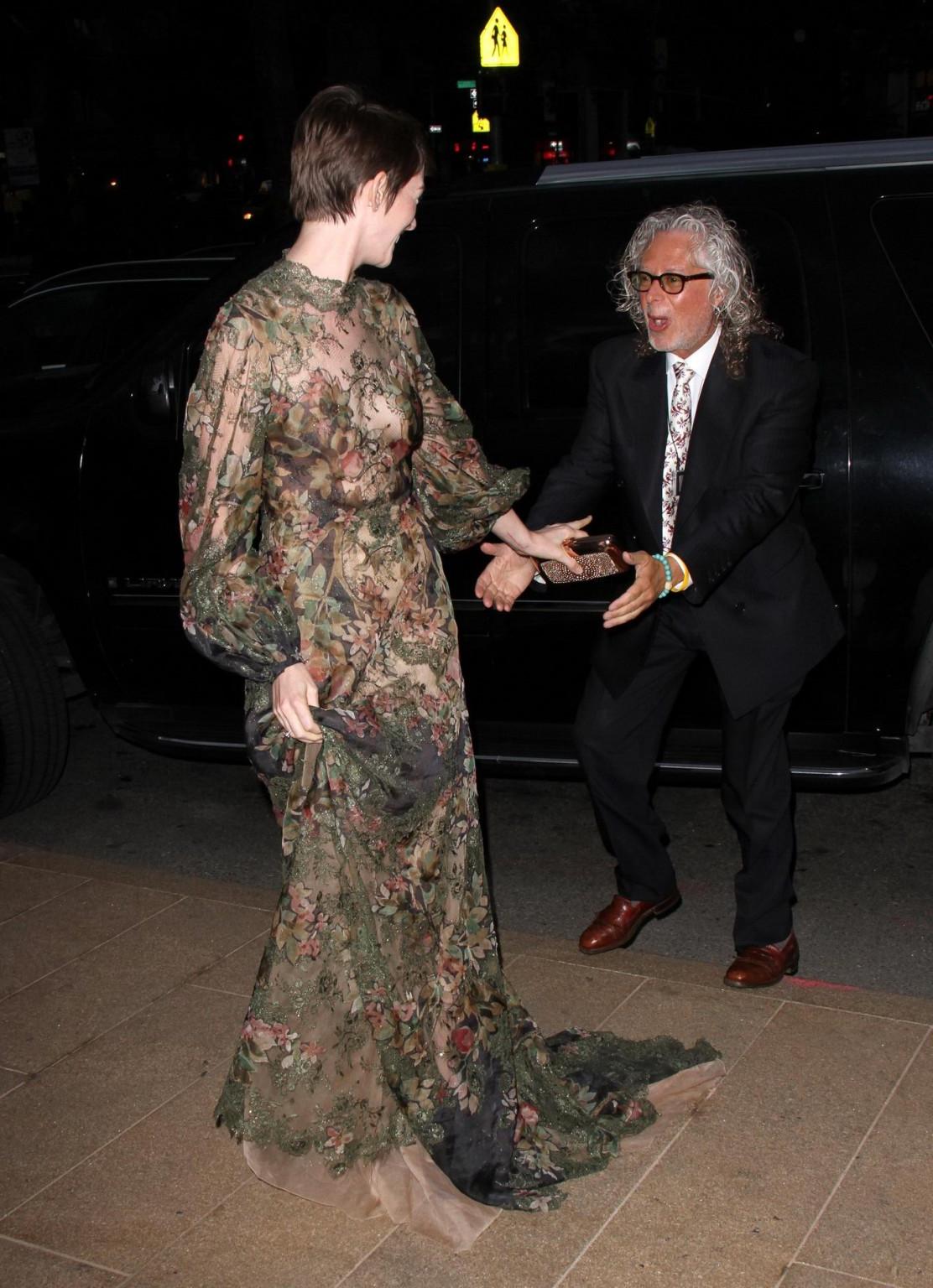 10P Anne Hathaway braless wearing a partially see through dress at New York Balet Fa