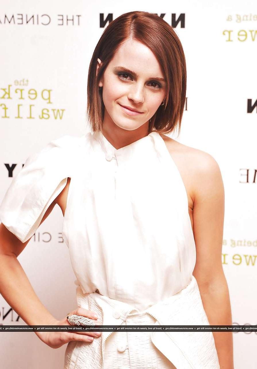 10P Emma Watson exposing her nipples oops paparazzi pictures