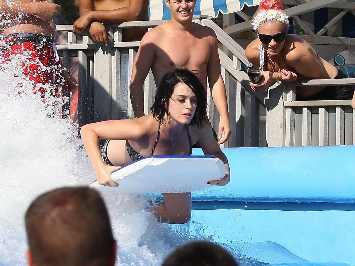 10P Katy Perry showing her bare ass caused by bikini bottom falling off at the water