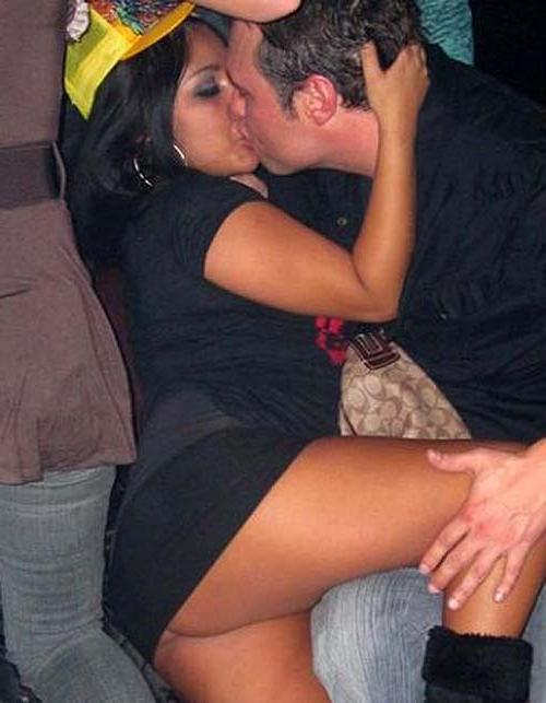 10P Nicole Snooki Polizzi exposing shaved pussy on leaked photos