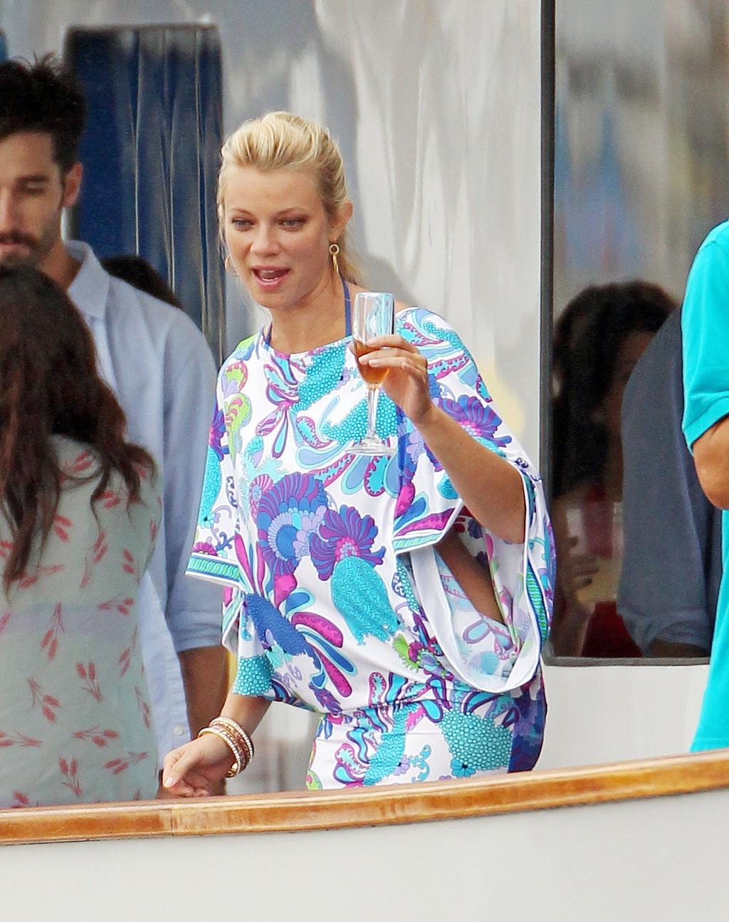9P Amy Smart showing her hot body at bikini party after  filming Shameless on a yac