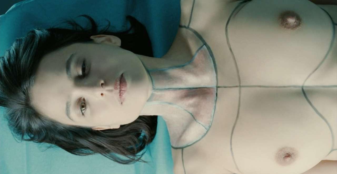 16P Elena Anaya showing her nice tits and ass in nude movie scenes