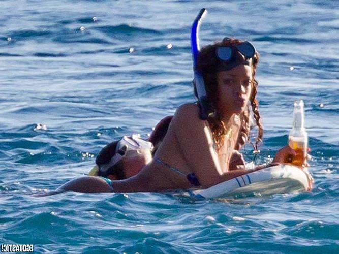 16P Rihanna exposing sexy body and hot ass in bikini while snorkling