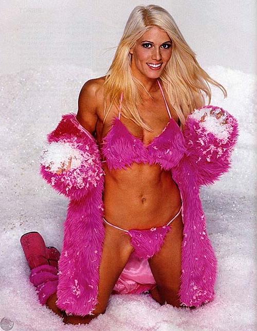 16P Torrie Wilson exposing totally nude body and huge boobs