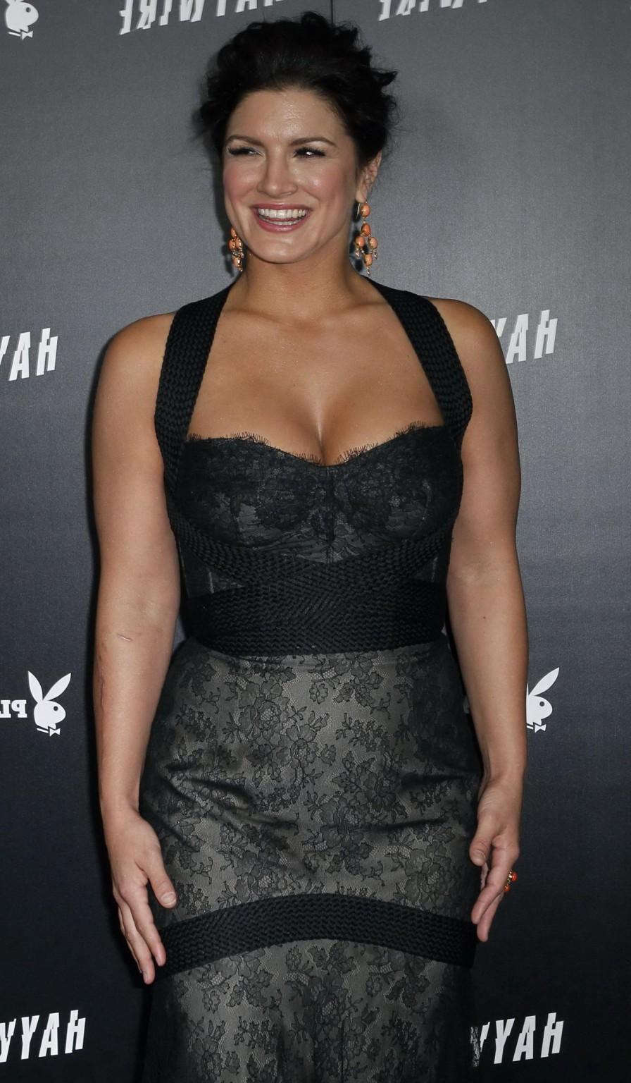 16P Gina Carano showing huge cleavage at the 'Haywire' premiere in LA