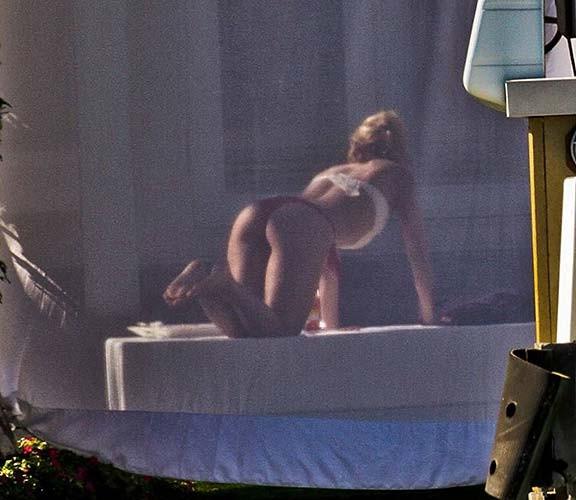16P Shakira exposing sexy body and hot ass in thong by the pool