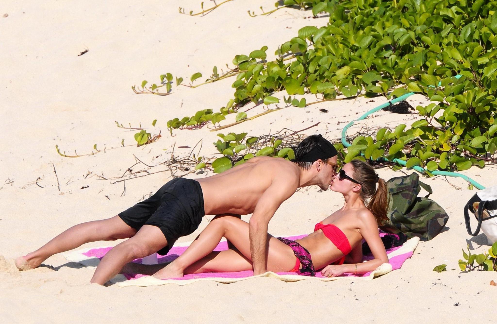 16P Olivia Palermo in bikini making out with her boyfriend on a beach in St. Barts
