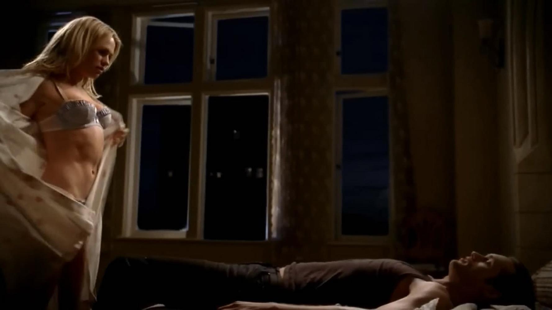 16P Anna Paquin making love with her soft boobs