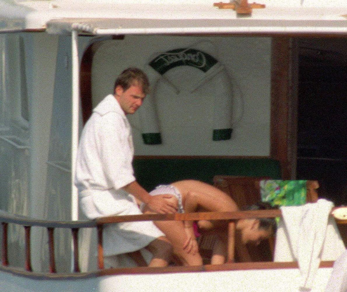16P Catherine Zeta Jones sunbathing her topless