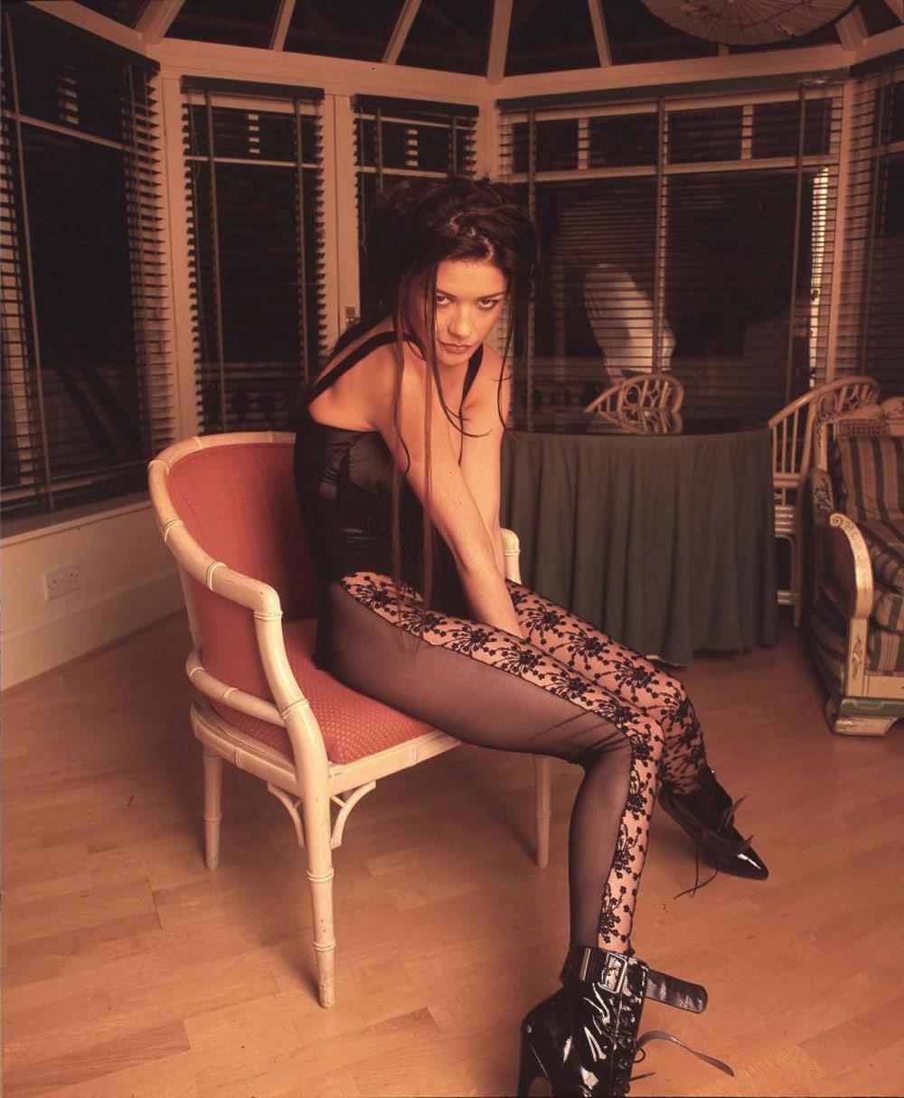 16P Catherine Zeta Jones sunbathing her topless
