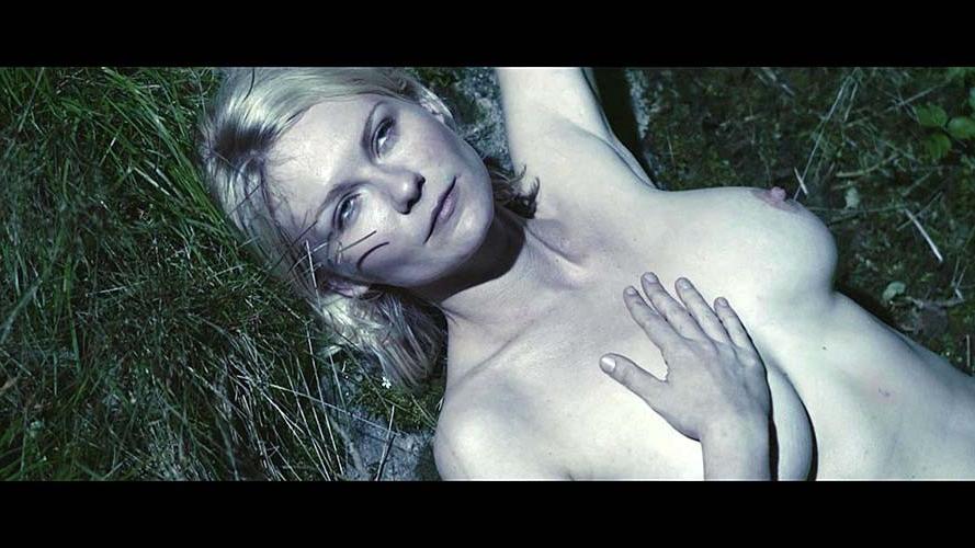 16P Kirsten Dunst sexy topless and totally nude body photos